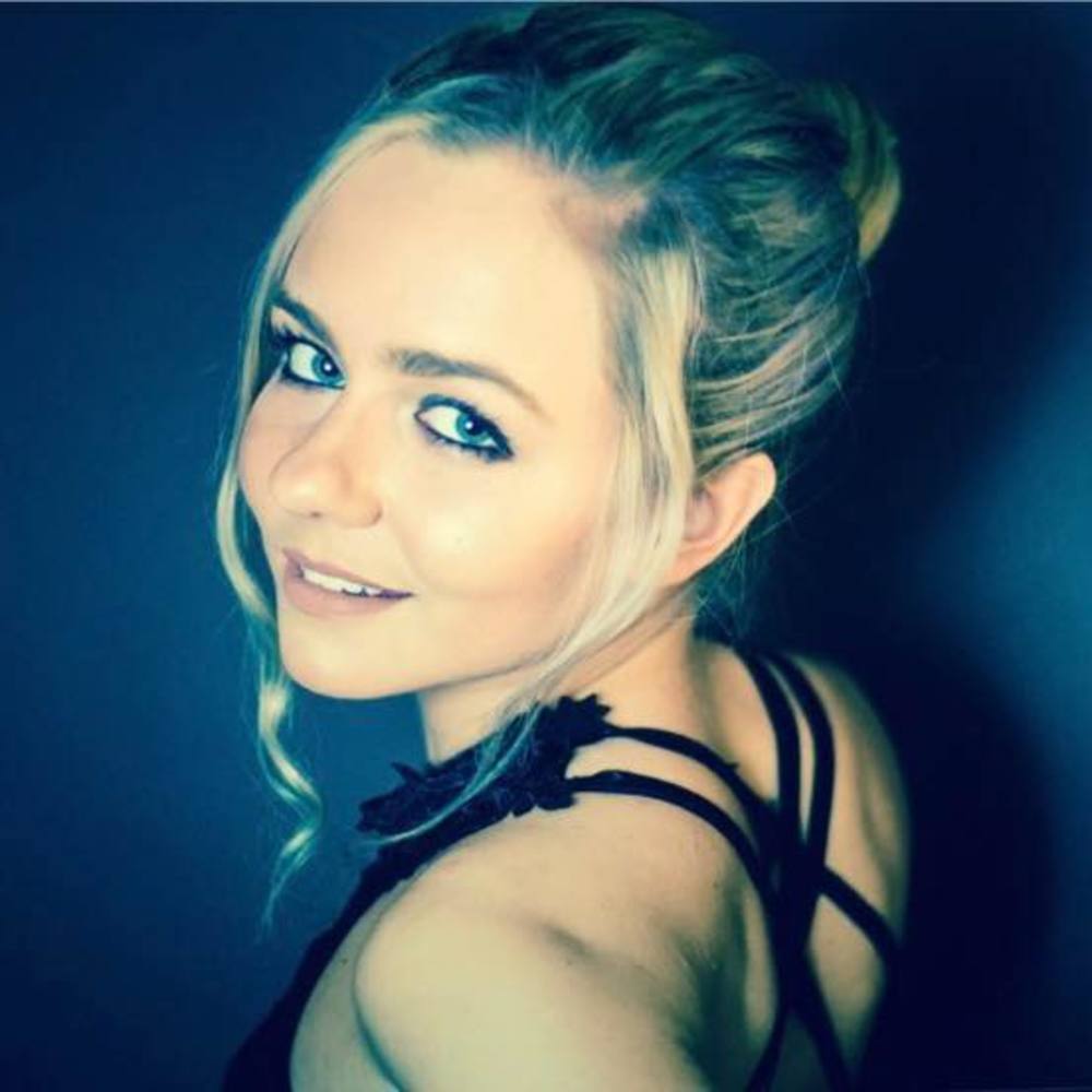 Meet your Posher, Carly